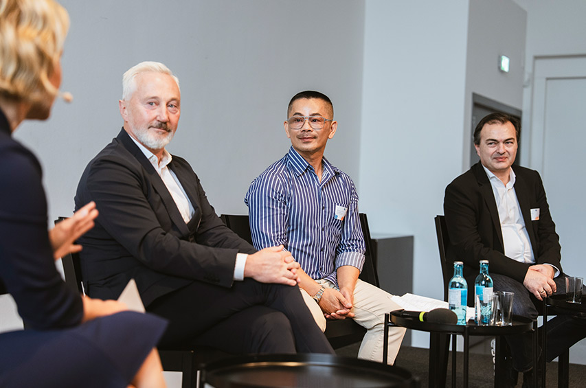 Panel 3 mit Engin Ergün, Geschäftsführer der ethnoIQ GmbH, André Kowalew, Geschäftsführer des Hamburger Unternehmens Dovgan und Khuong Dat Vuong, Betreiber des Berliner Kultrestaurants Monsieur Vuong.