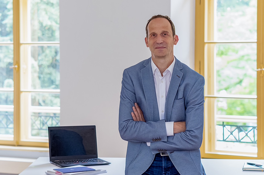 Portrait von Frank Schroedter, Geschäftsführer von Engel&Zimmermann