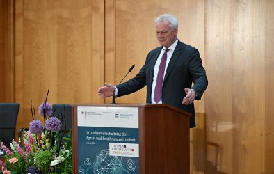 Alois Rainer MdB spricht beim 11. Außenwirtschaftstag der Agrar- und Ernährungswirtschaft am 3. Juni 2025 in Berlin – Veranstaltung von BMEL, Auswärtigem Amt und der Bundesvereinigung der Deutschen Ernährungsindustrie.