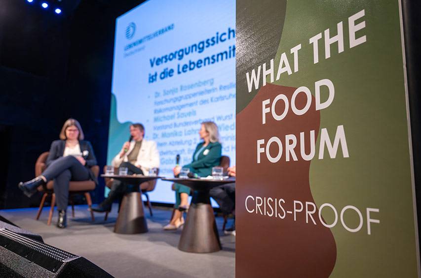 Podium 2 auf dem What the Food-Forum "Crisis-Proof"