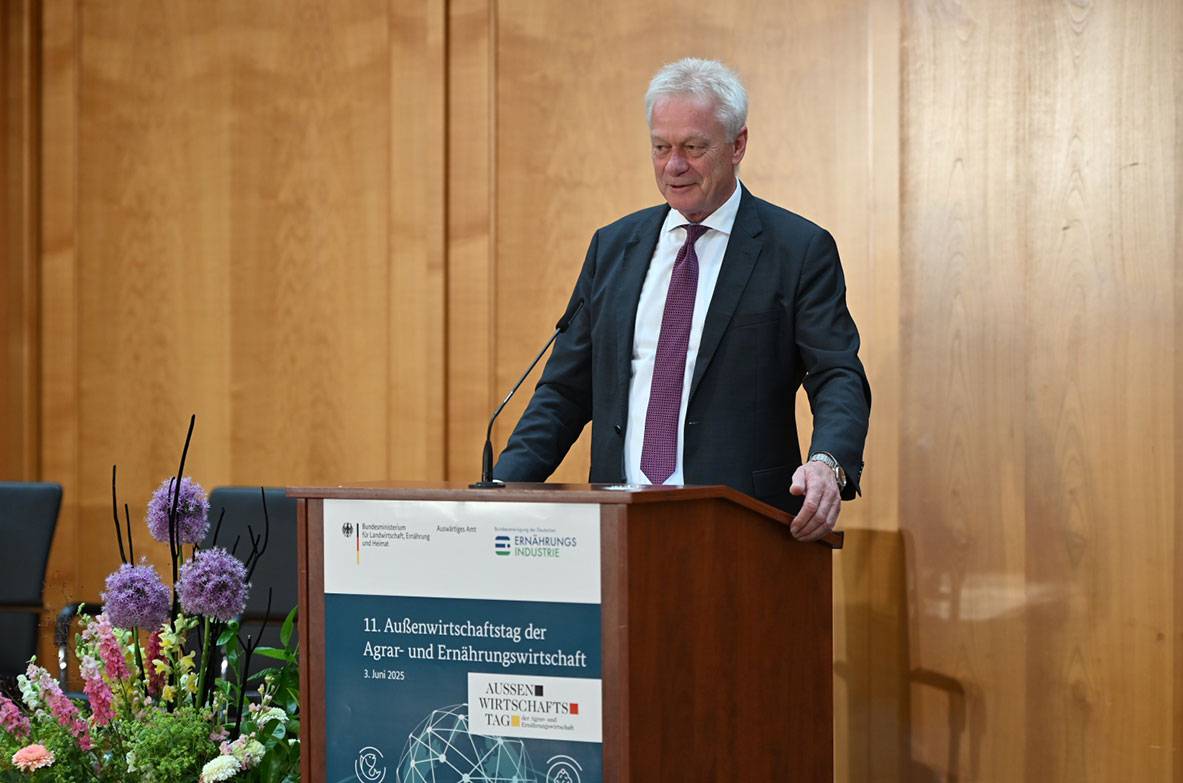 Alois Rainer MdB spricht beim 11. Außenwirtschaftstag der Agrar- und Ernährungswirtschaft am 3. Juni 2025 in Berlin – Veranstaltung von BMEL, Auswärtigem Amt und der Bundesvereinigung der Deutschen Ernährungsindustrie.