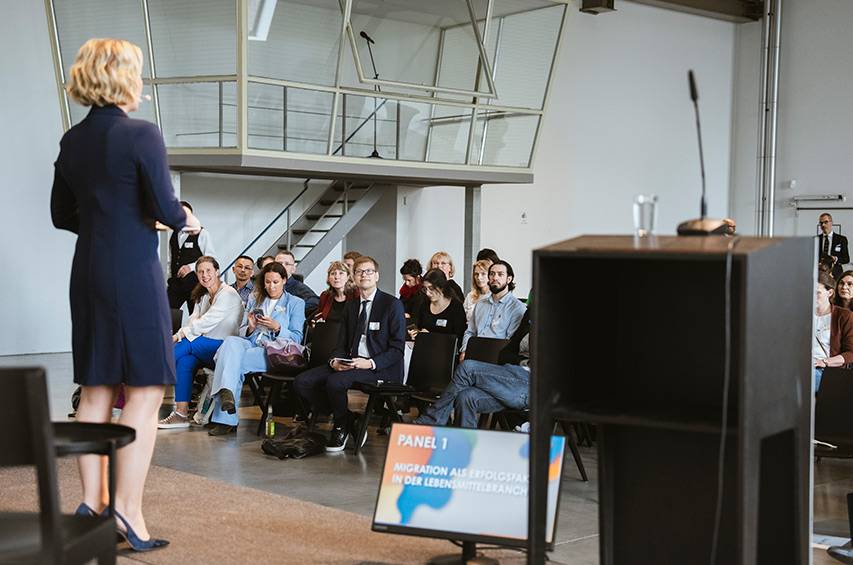 Susan Link moderiert das What the Food-Forum „Diversity in the Food Industry“