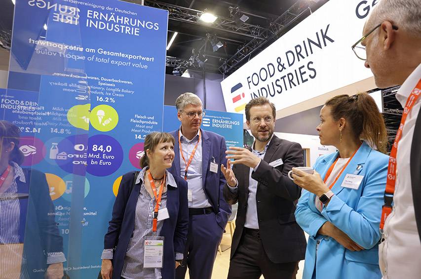 Gesprächsrunde am Stand der Ernährungsindustrie auf der Anuga