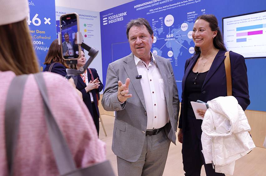 Gespräch mit Caroline Bosbach am BVE-Gemeinschaftsstand auf der Anuga